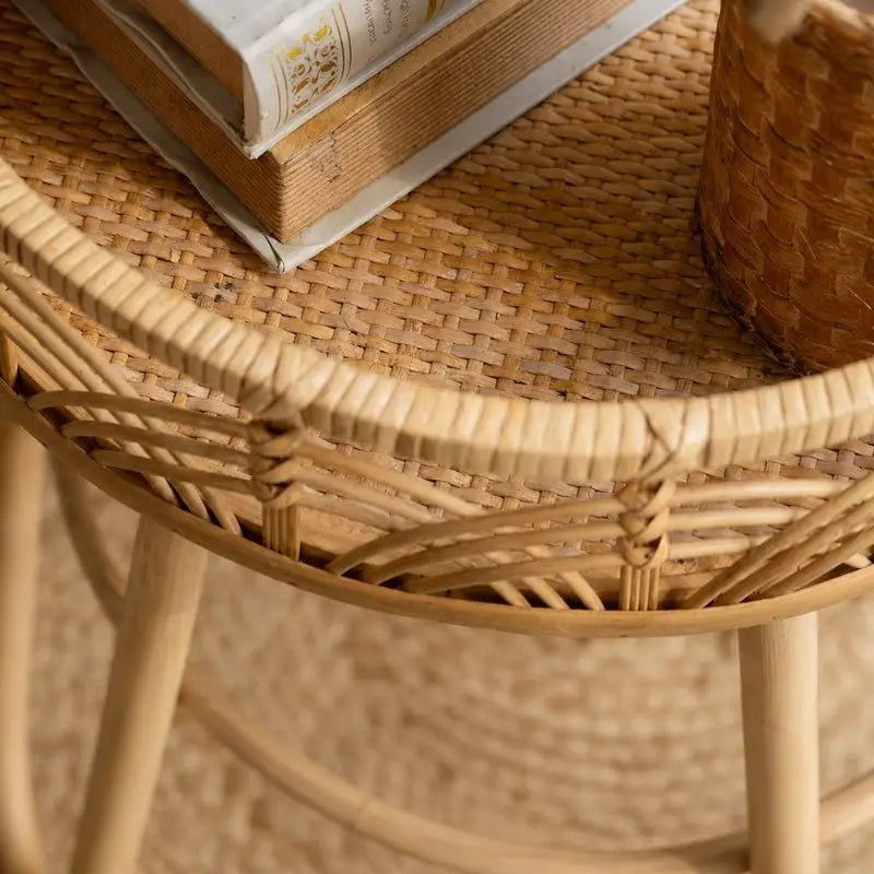 Petite Table Basse en Rotin Tressé - 41.5 x 49 cm