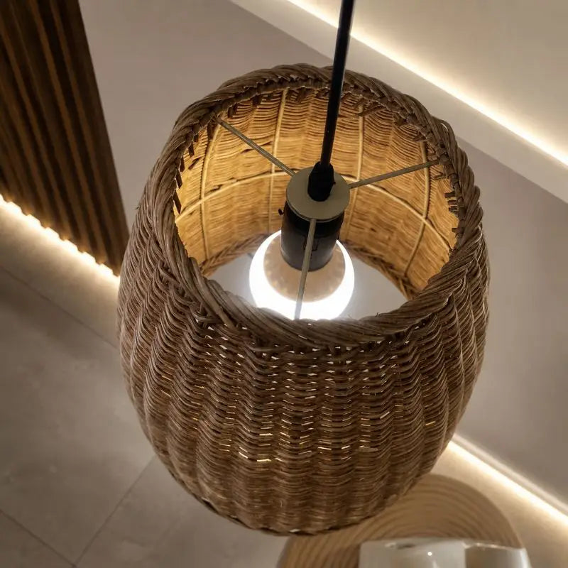 Suspension Rotin Salon